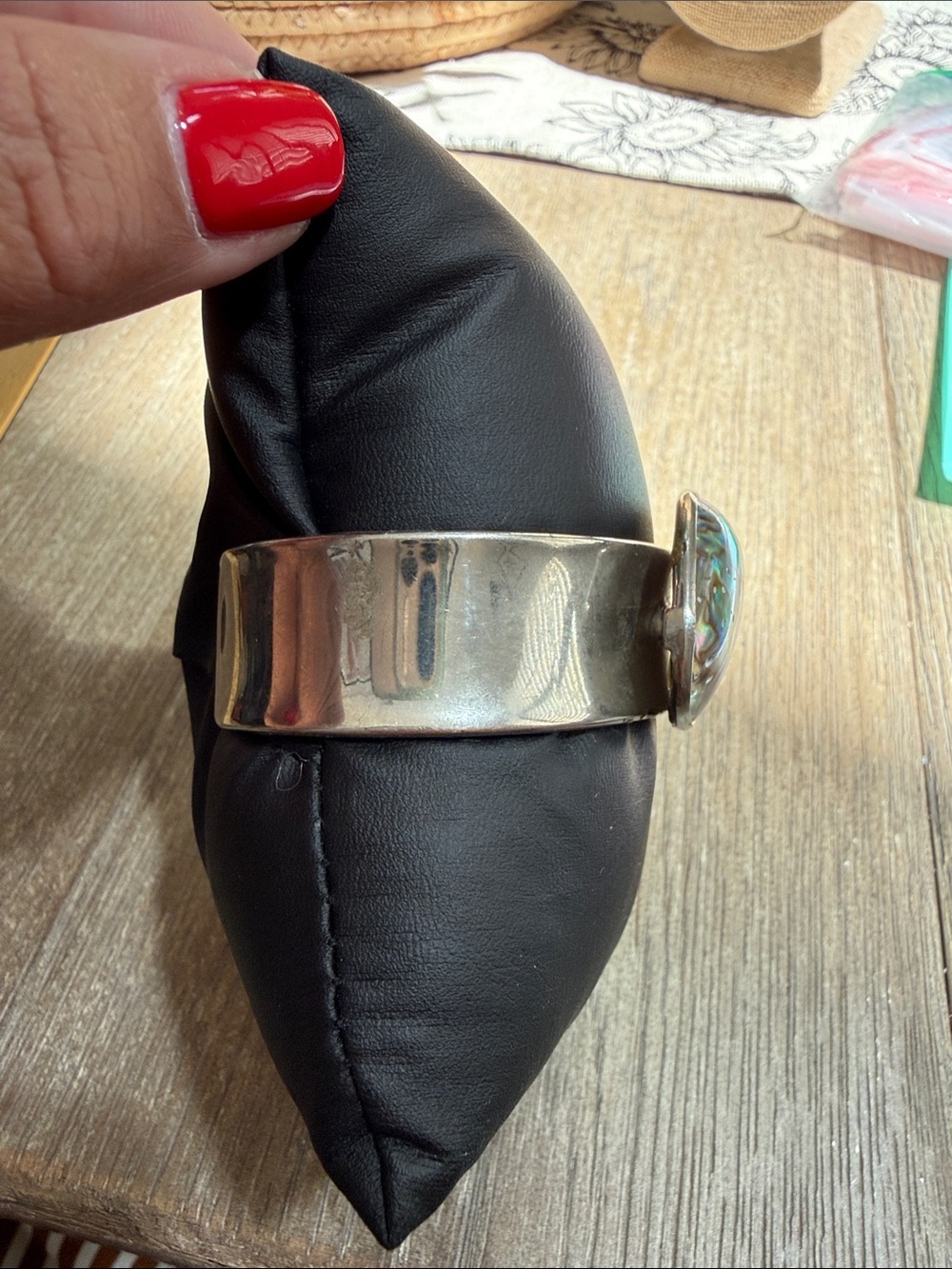 Abalone Shell Cuff Bracelet - Iridescent Colors - Picture 3 of 11